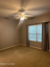 2221 Locksley Woods Dr in Greenville, NC - Building Photo - Building Photo