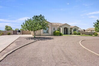 25824 S 194th St in Queen Creek, AZ - Foto de edificio - Building Photo