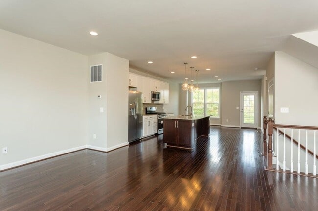 3168 Marion Square in Harrisonburg, VA - Building Photo - Building Photo