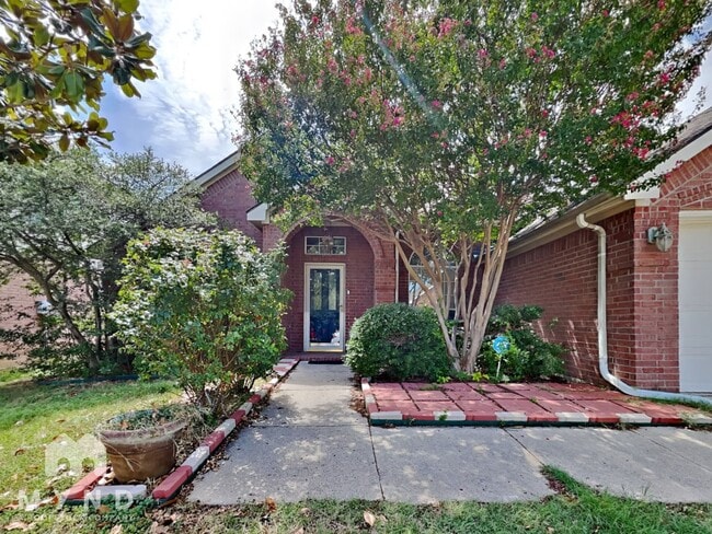 property at 8349 Everglades Cir
