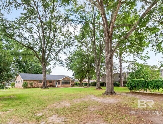 4 Confederate Dr S in Spanish Fort, AL - Building Photo - Building Photo