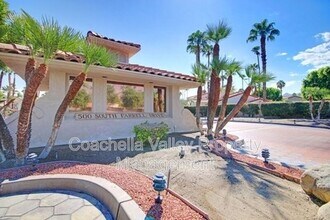 500 S Farrell Dr in Palm Springs, CA - Building Photo - Building Photo