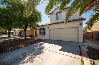 6145 Apple Orchard Dr in Las Vegas, NV - Building Photo - Building Photo