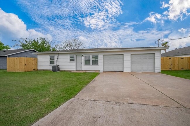 property at 1749 W 5th St
