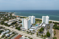 Tiffany Gardens West in Pompano Beach, FL - Building Photo - Building Photo