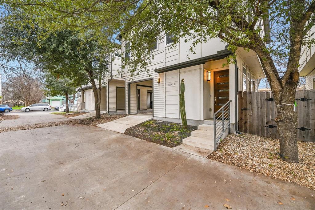 1106 Lambie St in Austin, TX - Building Photo