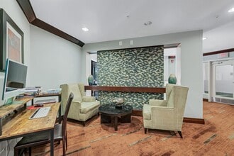 Crystal City Lofts in Arlington, VA - Building Photo - Building Photo