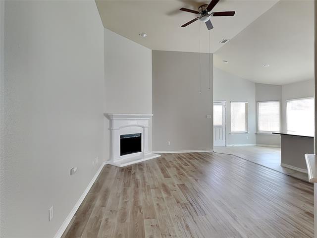 1212 Ashley Dr in Weatherford, TX - Building Photo - Building Photo