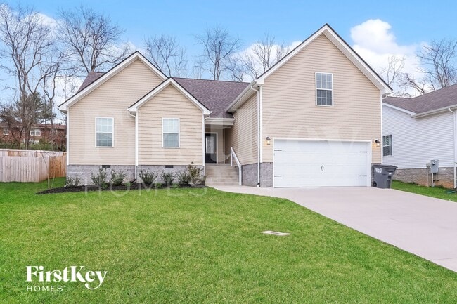 property at 500 Woodtrace Dr