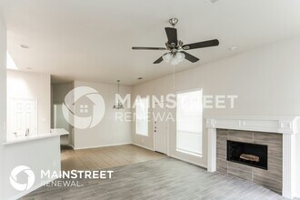 700 Shady Meadow Ln in Glenn Heights, TX - Foto de edificio - Building Photo