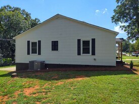 486 Hope St in Rock Hill, SC - Building Photo