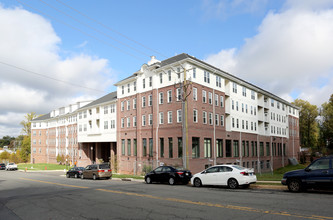 Overture Fair Ridge (new) in Fairfax, VA - Building Photo - Building Photo