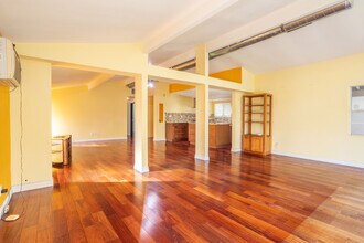 19951 Acre St in Northridge, CA - Building Photo - Building Photo