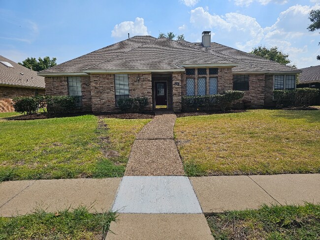 2712 Powderhorn Dr in Plano, TX - Building Photo - Building Photo