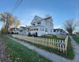 715 Lansing St in Watertown, NY - Building Photo
