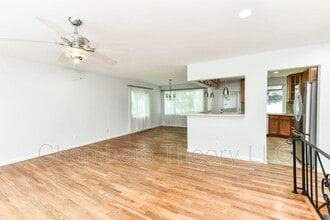 821 Ninovan Rd SE in Vienna, VA - Building Photo - Building Photo