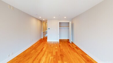 1311 Pennsylvania Ave SE, Unit 2A in Washington, DC - Building Photo - Building Photo