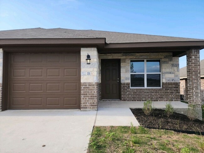 property at 305 Lost Trl