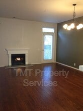 1284 Chaparral Cir in San Luis Obispo, CA - Building Photo - Building Photo