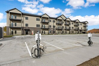 Harvest Lofts in Center Point, IA - Foto de edificio - Building Photo