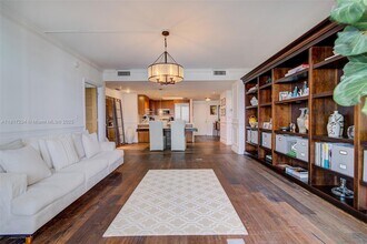 3400 SW 27th Ave in Miami, FL - Building Photo - Building Photo