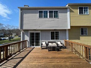 10201 Millstream Dr in Gaithersburg, MD - Building Photo - Building Photo