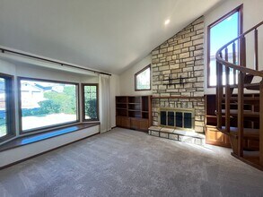 931 Capistrano Ct in San Luis Obispo, CA - Building Photo - Building Photo