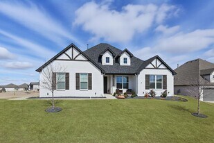 9320 Bengal Ct in Godley, TX - Building Photo