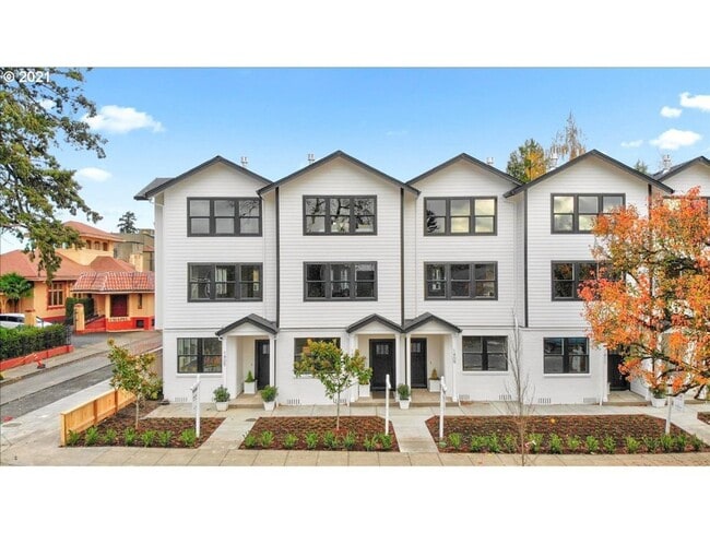 property at 1411 SE Bybee Blvd