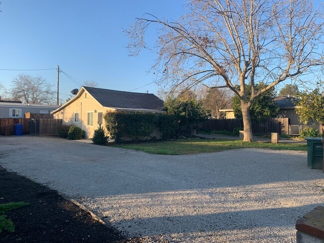 property at 1262 Dainty Ave