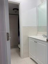 1085 W 68th St-Unit -308 in Hialeah, FL - Building Photo - Building Photo