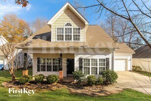 13432 Glencreek Ln in Huntersville, NC - Building Photo