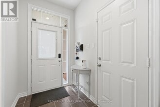 266 Tandalee Crescent in Ottawa, ON - Building Photo - Building Photo