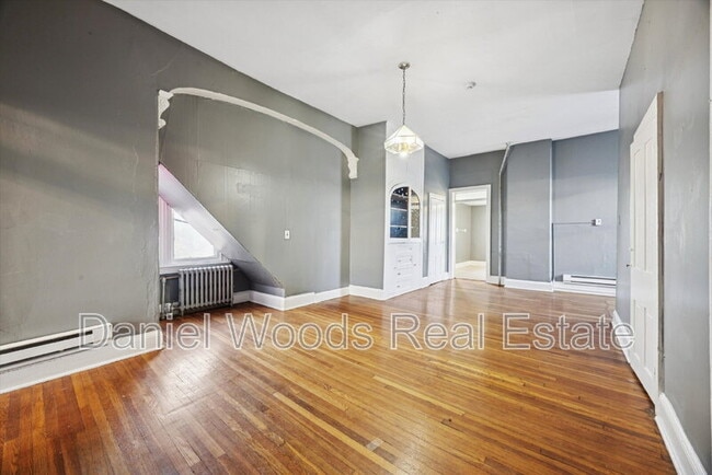 property at 330 Kerlin St