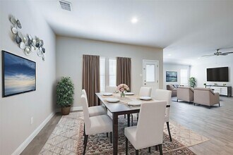 1210 Cyprus Ln in Cedar Hill, TX - Building Photo - Building Photo