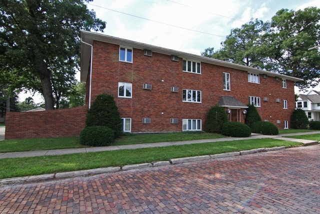 209 W 6th St in Streator, IL - Building Photo