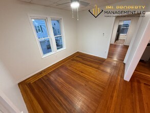 28 McClure Pl in Fall River, MA - Building Photo - Building Photo