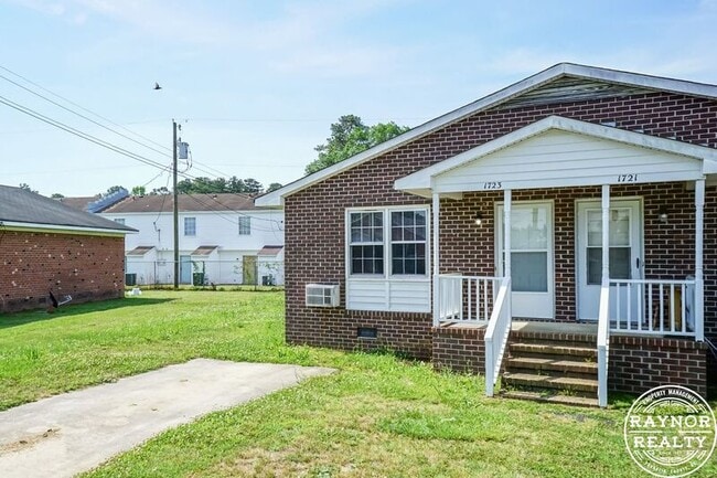 1721-1723 Windsor Dr in Rocky Mount, NC - Building Photo - Building Photo