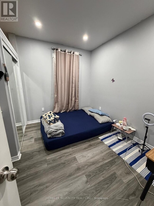 8 Times Rd in Toronto, ON - Building Photo - Building Photo