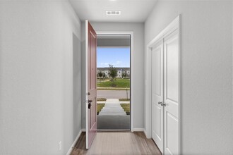 207 Cherry Blossom Ln in Taylor, TX - Building Photo - Building Photo