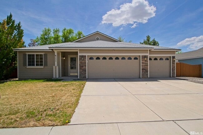 3035 Bandera Ave in Sparks, NV - Building Photo - Building Photo