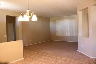 20530 N Saratoga Way in Surprise, AZ - Building Photo - Building Photo