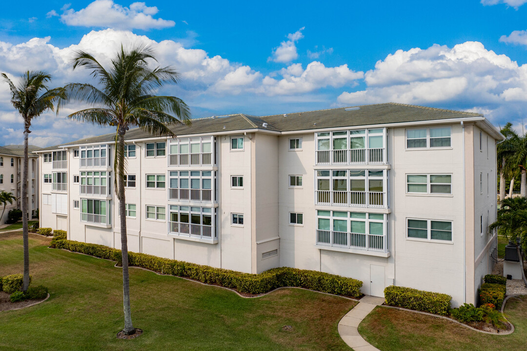 Starboard Point in Punta Gorda, FL - Building Photo