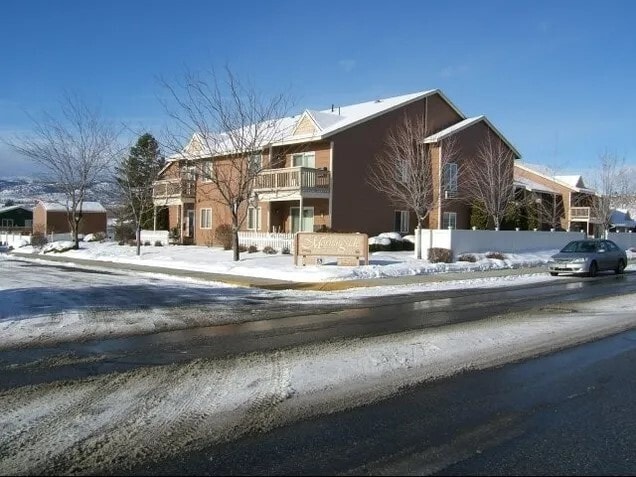 703 Quince St in Omak, WA - Building Photo - Building Photo