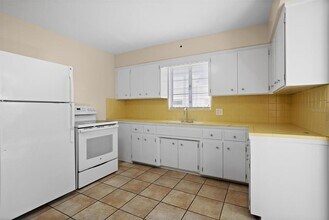 3452 9th Ave N in St. Petersburg, FL - Building Photo - Building Photo