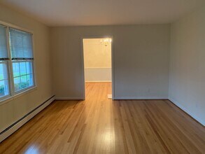 2348 Johns Ln SW in Roanoke, VA - Building Photo - Building Photo