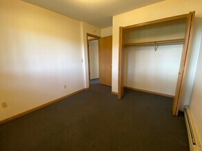 318 Old Hwy 52 in St. Joseph, MN - Building Photo - Building Photo