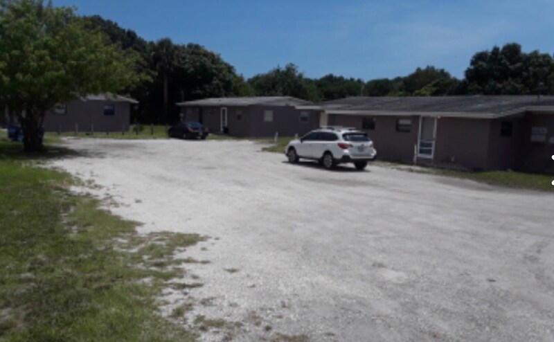 3080 41st St in Vero Beach, FL - Building Photo