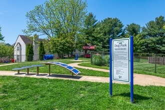 Spring Parc in Silver Spring, MD - Building Photo - Building Photo