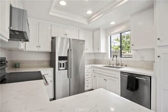3 Blue Lagoon in Laguna Beach, CA - Building Photo - Building Photo
